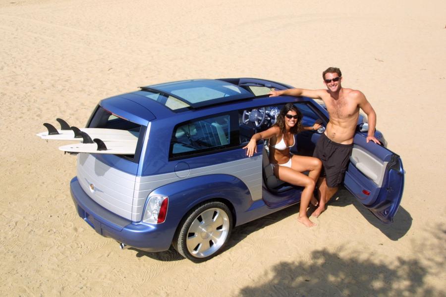  Chrysler California Cruiser Concept 2002 года  (фото 17 из 24)